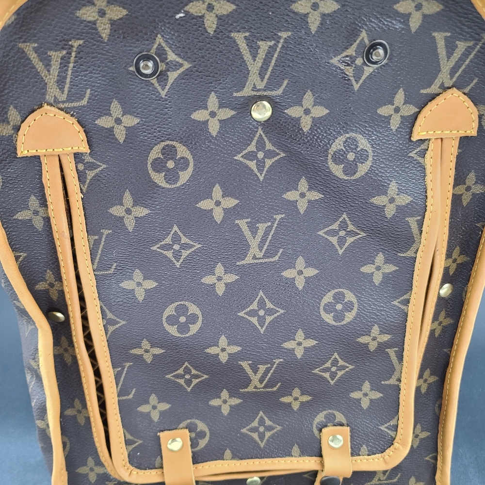 Louis Vuitton Sac Chien Monogram 40 Dog Carrier - Picture 4 of 9